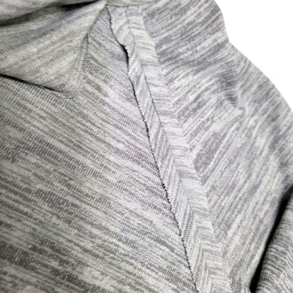 ♀️ Marika Cowl Neck Top & Sports Bra - Picture 5 of 6